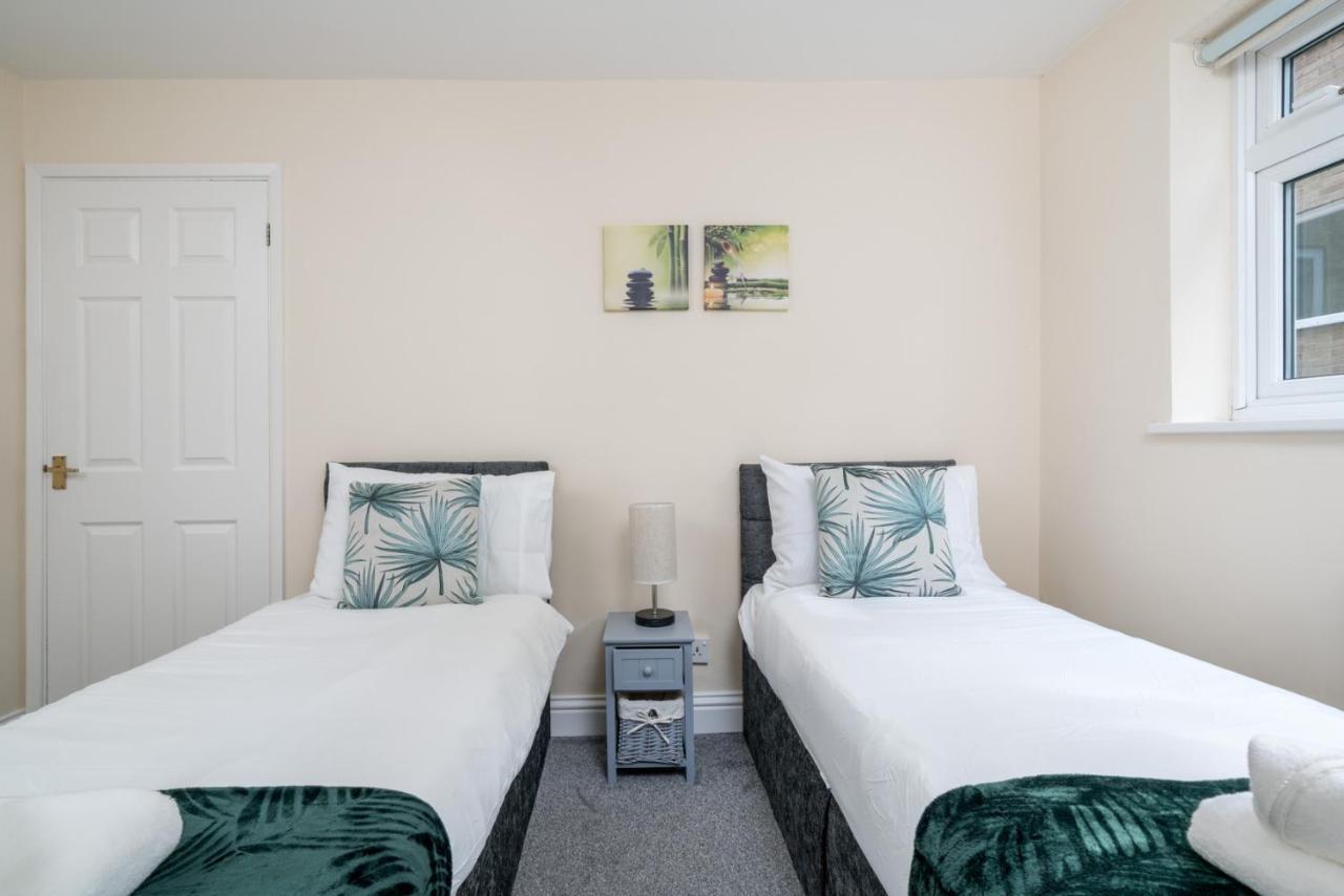 Redhill Surrey 2 Bedroom Pet Friendly Apartment By Sublime Stays מראה חיצוני תמונה